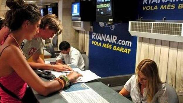 Ryanair, Vueling e Iberia son las más denunciadas por los usuarios de FACUA