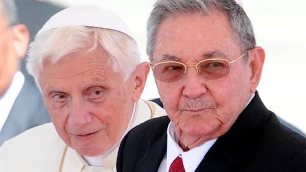 El Papa pide a Cuba una "sociedad abierta" y condena el capitalismo salvaje