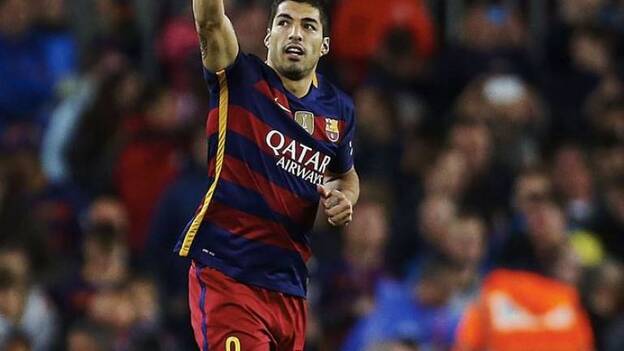 Otra noche de Suárez, que con otro póquer acerca al Barça a la Liga