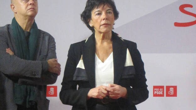Presidenta de la Comisión de Garantías del PSOE dice que ésta no está convocada porque sólo ella puede hacerlo