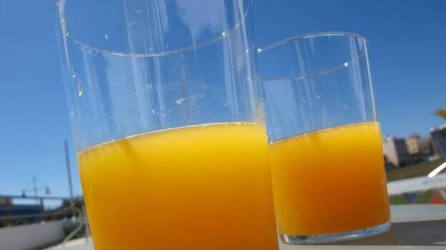 Experta asegura que la vitamina C del zumo de naranja se conserva "perfectamente" durante varias horas