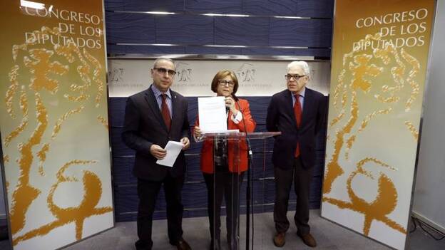 El PSOE pide regular los derechos de las personas "ante el proceso final de la vida"