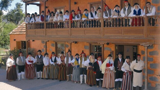 Santa Brígida ofrece un taller gratuito de danzas tradicionales
