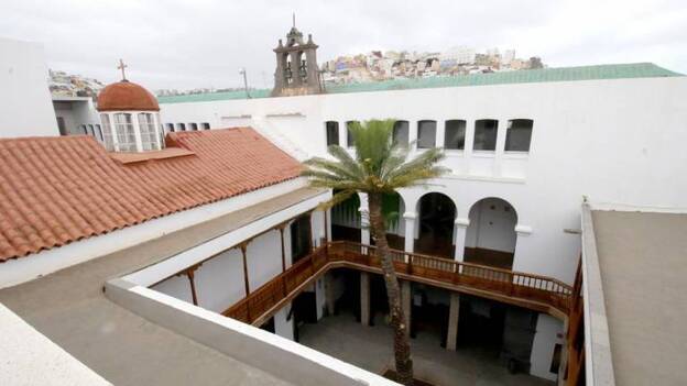 Patios cubiertos para proteger las obras | Canarias7