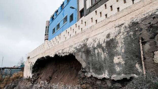 El arreglo del muro de la calle Teide durará «tres o cuatro meses»