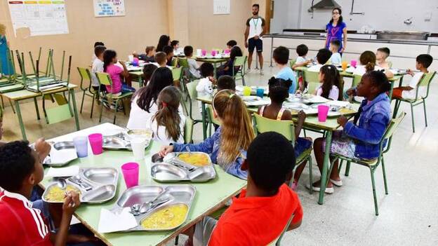 Torres: El Gobierno recuperará los comedores escolares lo antes posible