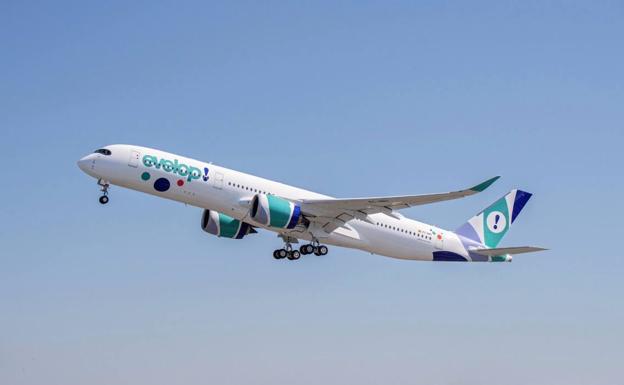 Evelop inicia vuelos regulares con Canarias en agosto