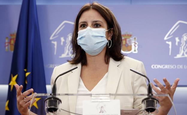 El PSOE acusa a Italia de saltarse la ley al eliminar el IVA de las mascarillas