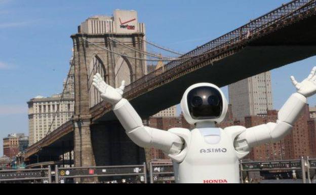 Asimo, el robot de Honda, cumple 20 años
