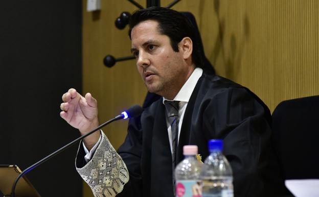El fiscal Anticorrupción, Javier Ródenas, durante un juicio. /Arcadio suárez