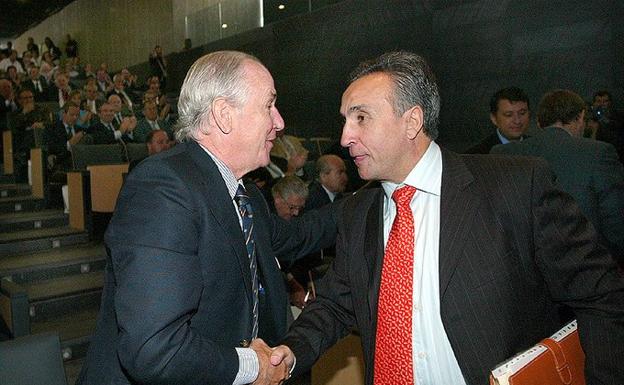 José María Echevarría (i), junto a Alejandro Blanco, actual presidente del COE. 