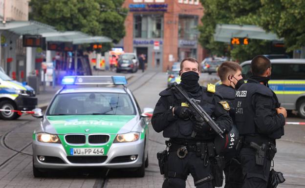 Despliegue policial en Würzburgo tras el ataque.