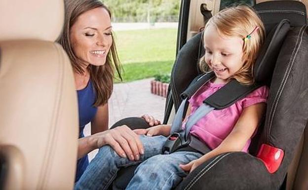 Beneficios de las luces V-16 cuando vas con niños en el coche