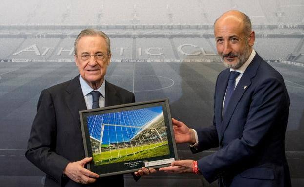 El presidente del Real Madrid, Florentino Pérez, y el del Athletic, Aitor Elizegi. 