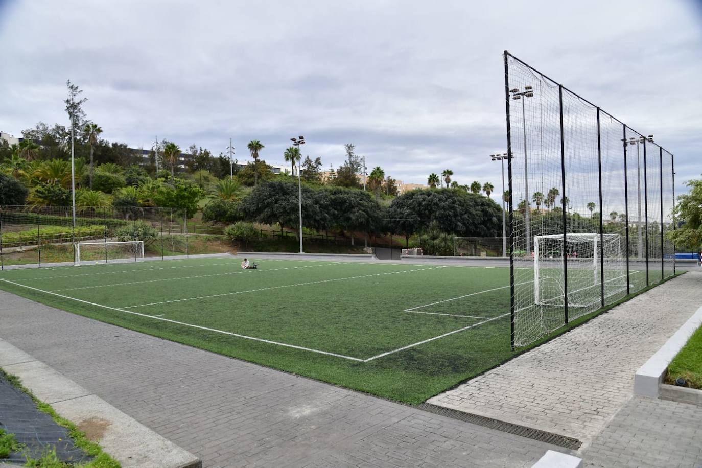 El IMD mejora el área deportiva del parque Juan Pablo II