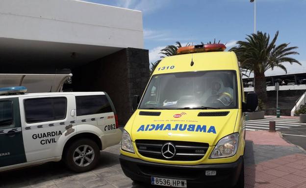 Una mujer herida tras el vuelco de un vehículo en La Palma