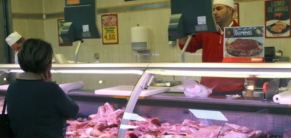 El consumo de carne fresca local bajó durante 2021 por la gran caída de porcino y vacuno