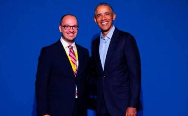 A la izquierda, Ray Cazorla junto al expresidente estadounidense, Barack Obama. 