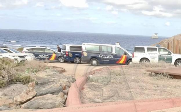 Imagen del operativo desplegado en la costa de Jinámar (Telde), en Gran Canaria. /TeldeActualidad
