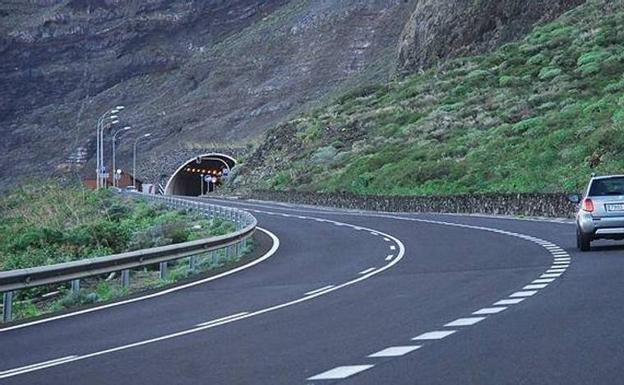 Las obras del falso túnel Pie de Bascos, en El Hierro, arrancarán en un mes