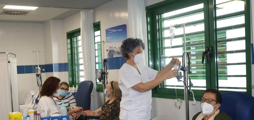 El Hospital de Día del Doctor José Molina Orosa incrementó un 10% su actividad en 2021