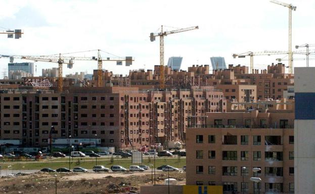 La compraventa de viviendas en Canarias crece un 52,2% en febrero
