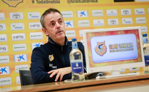 El entrenador del Gran Canaria, Porfi Fisac, atendió a los medios de comunicación en el Arena este lunes. 