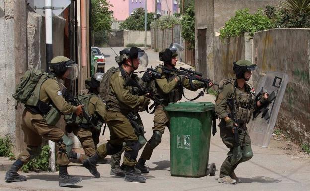 Militares israelíes en Qalquilia, Cisjordania./EP