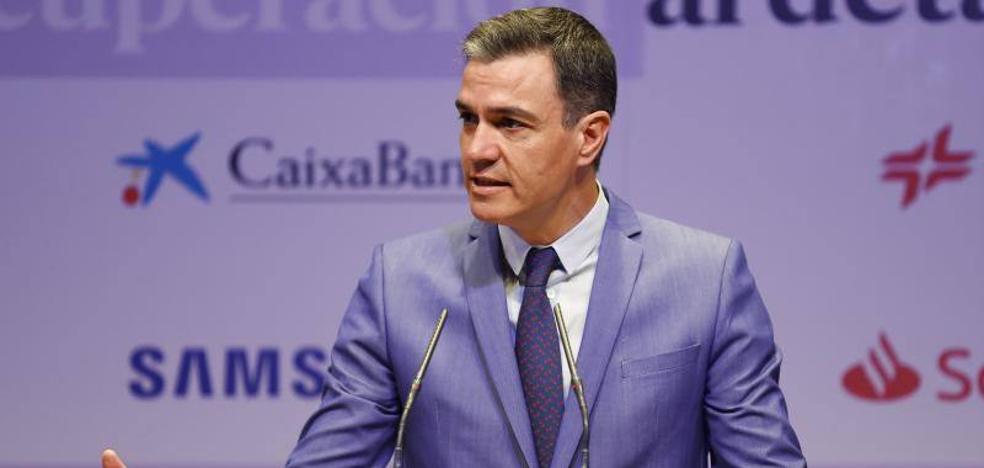 Sánchez anticipates "tranquility" in electricity bills when he approves the gas cap