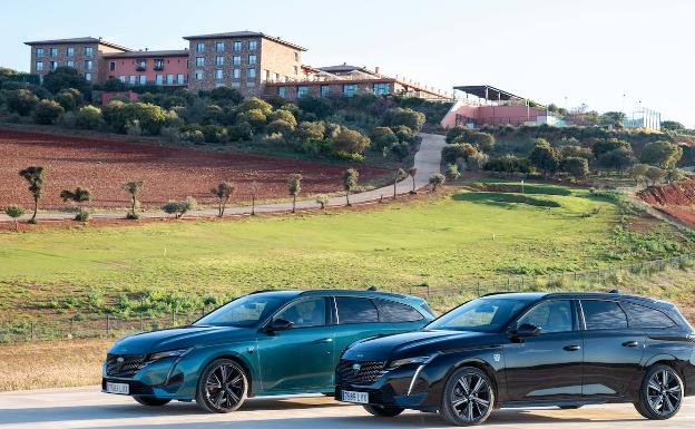 Peugeot apuesta por vender en 2030 turismos únicamente eléctricos