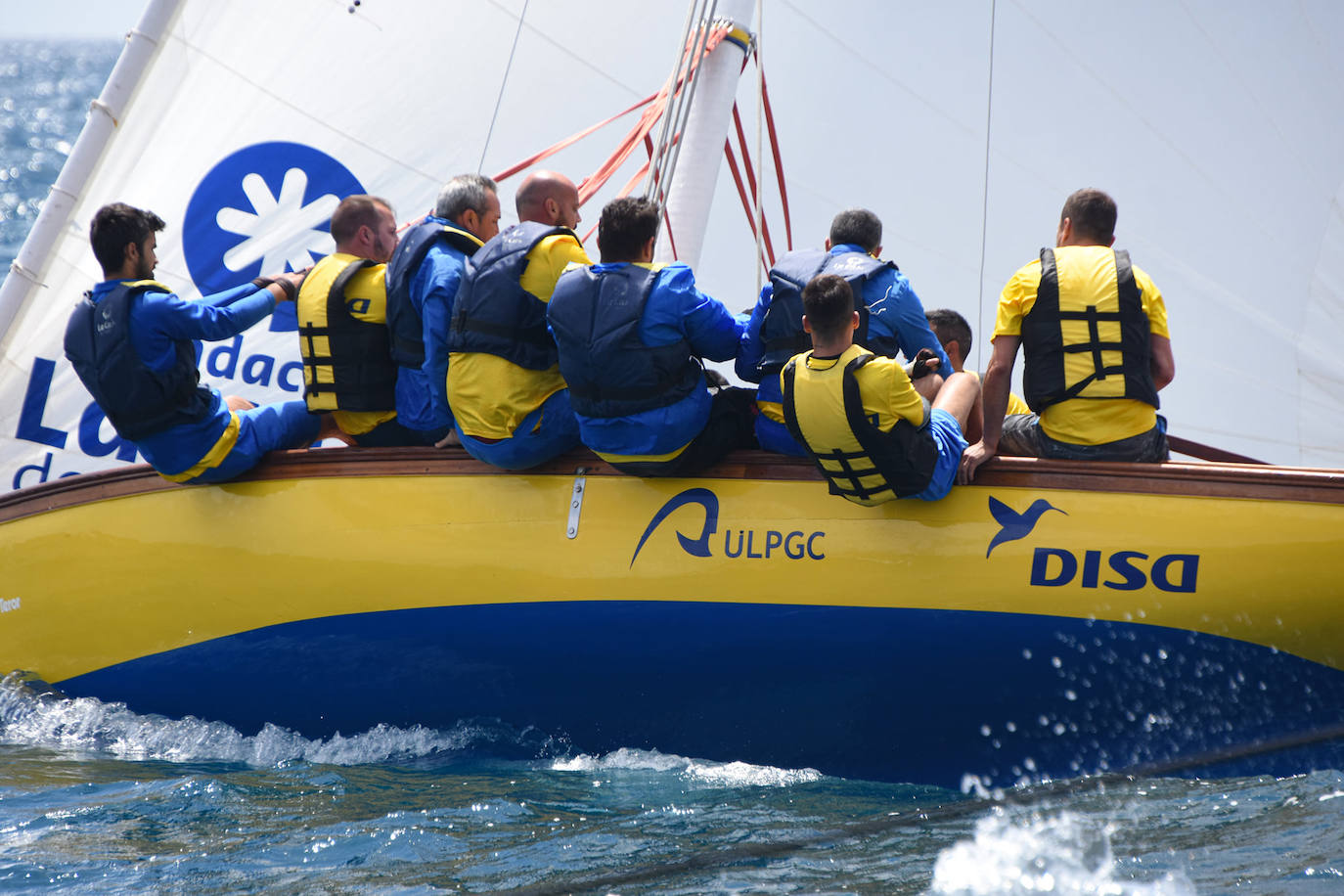 El Roque Nublo será el primer bote en tomar la salida en la regata de este sábado /jorge rodríguez