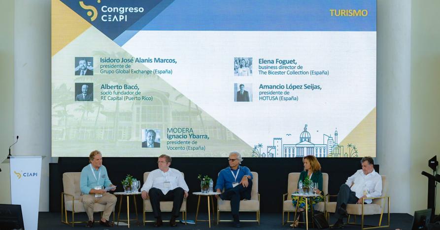 Latin American and Spanish businessmen highlight the role of the new tourism industry