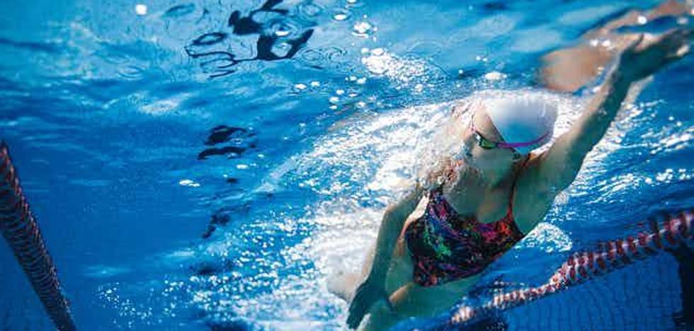 The chlorine in swimming pools protects us from diseases, but can it also harm us?