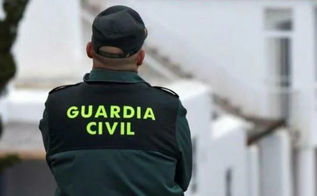 Agent of the Civil Guard.