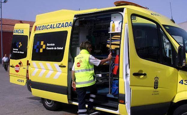 Imagen de archivo de una ambulancia del SUC. /c7