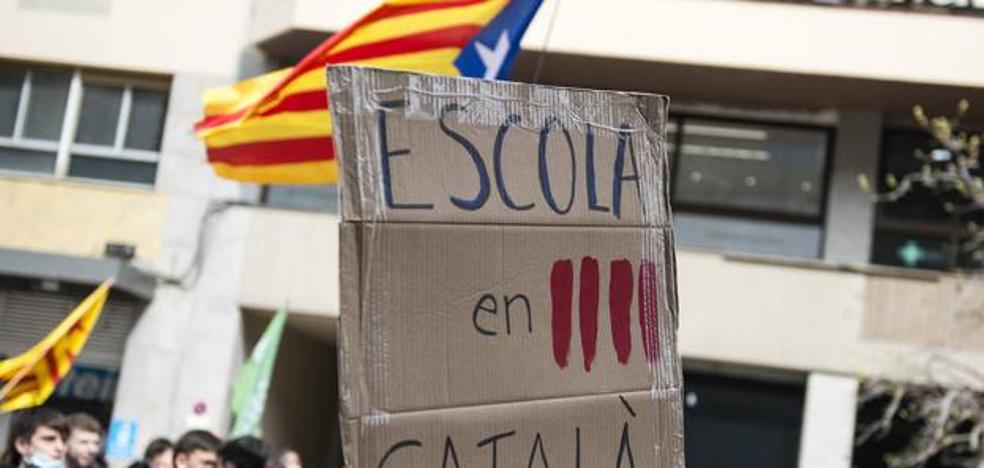 Justice believes that the decree on Catalan violates 7 articles of the Constitution