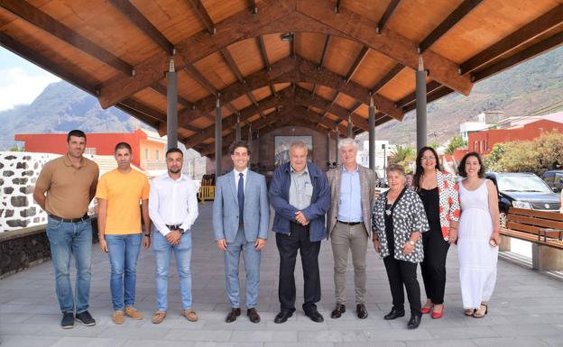 La Consejería de Turismo invierte 236.000 euros en la renovación de la Plaza de Merese en El Hierro