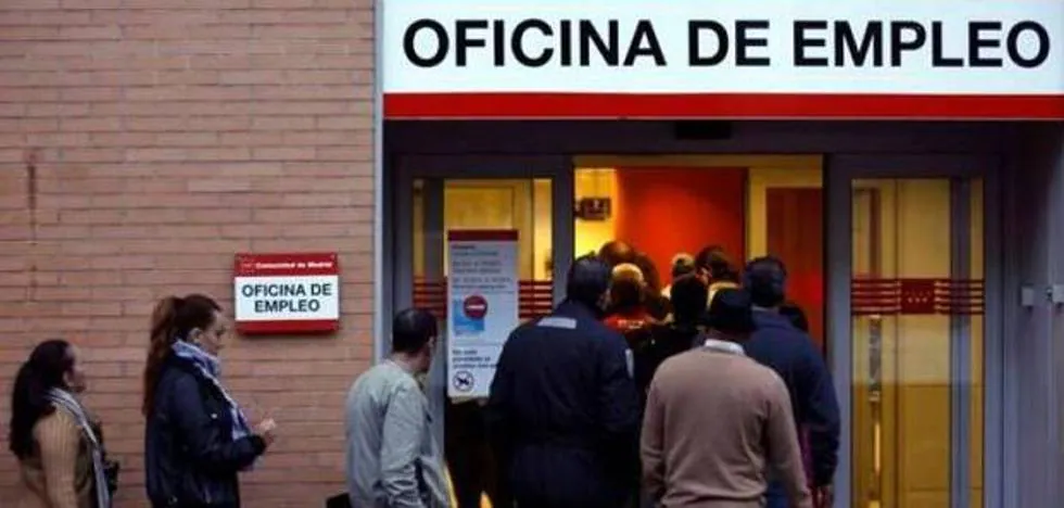 Employment grows 3% in the last quarter in the Canary Islands