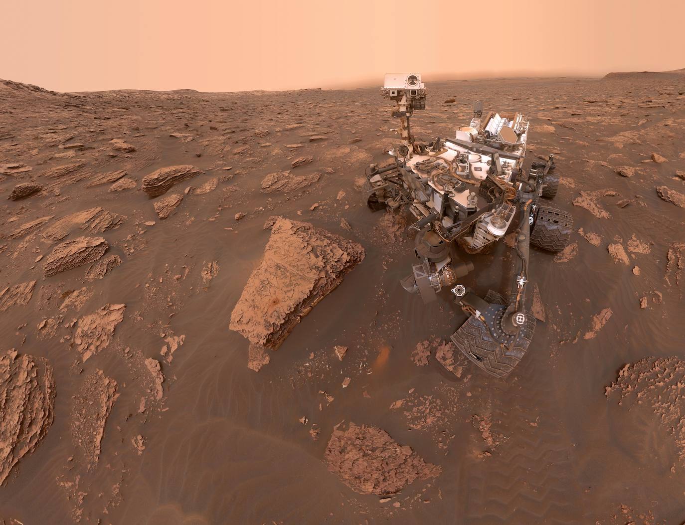 Selfie taken by Curiosity on May 12, 2019, on its 2,405th day on Mars. 