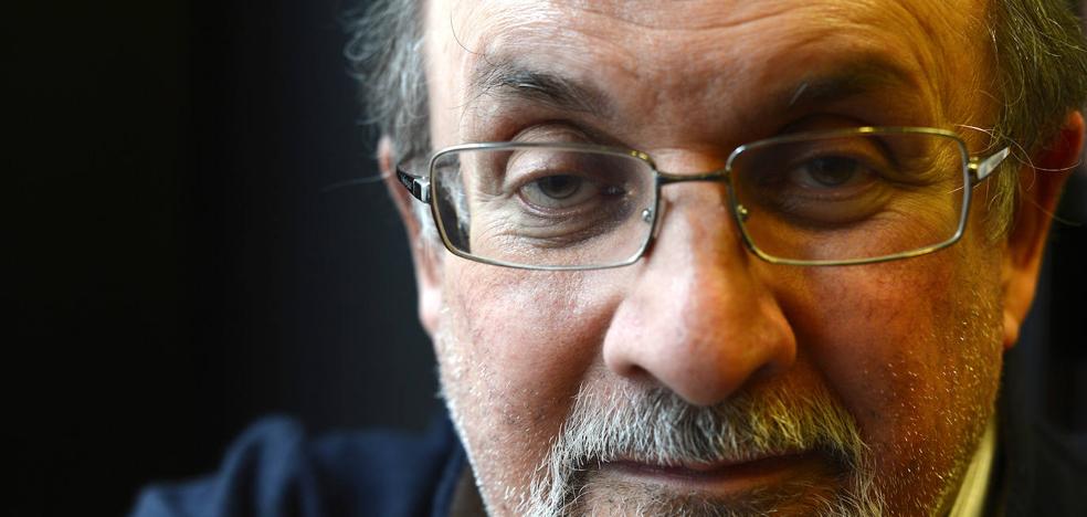Criticism of the lack of security at the festival where Salman Rushdie was stabbed