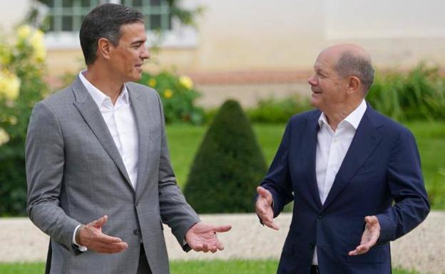 Pedro Sánchez and Olaf Scholz, this Tuesday in Berlin. 