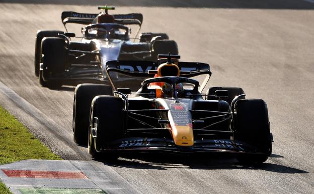 Max Verstappen, en primer plano, durante el último Gran Premio de Italia. 