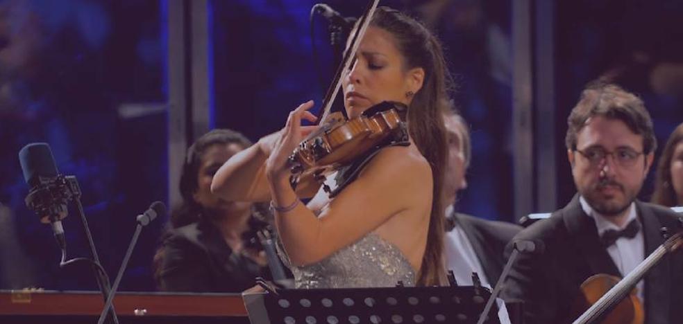 Violin and piano united in Santa Catalina, a Royal Hideaway Hotel