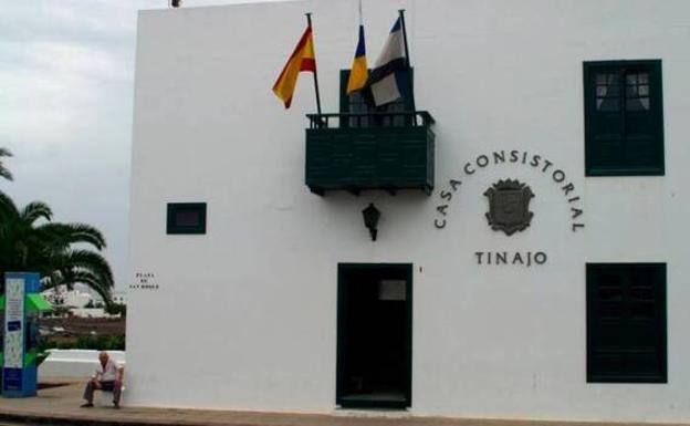 Ayuntamiento de Tinajo. /C7