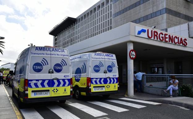 Imagen de la entrada a Urgencias en el hospital Insular. /Arcadio Suárez